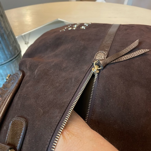 Bvlgari suede and patent leather two-way bag - Picture 8 of 16